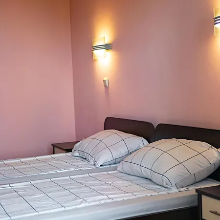 Summer Breeze Park - Nikea Park Complex Apartment
