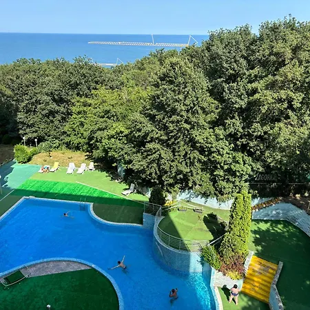 Apartment Summer Breeze Park - Nikea Park Complex